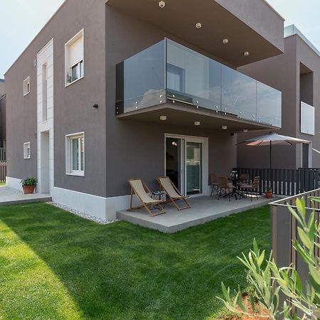 Lemon3 Deluxe Apartment Porec Exterior photo